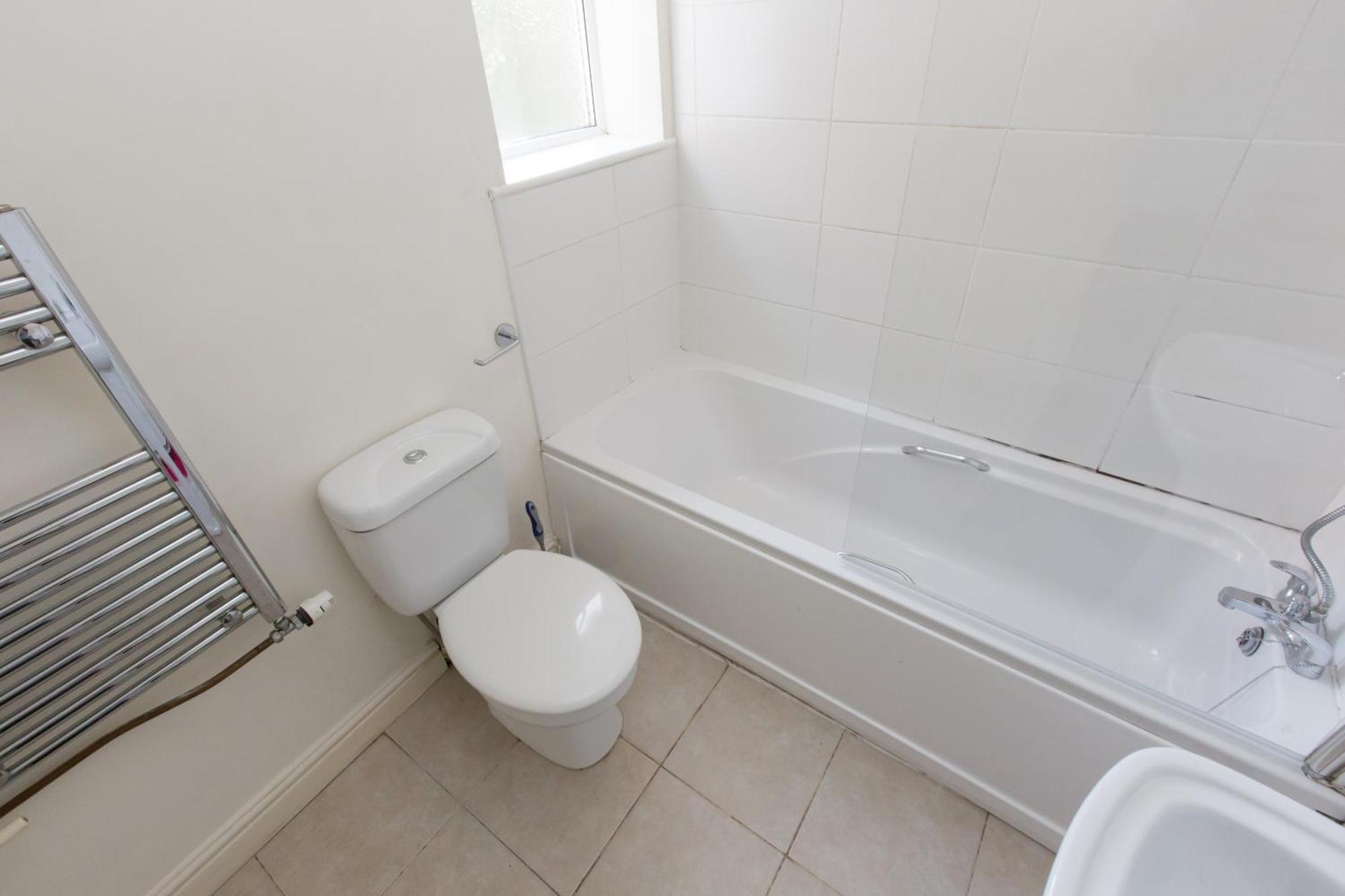 Budget Rooms @ Underwood Lane كرو المظهر الخارجي الصورة